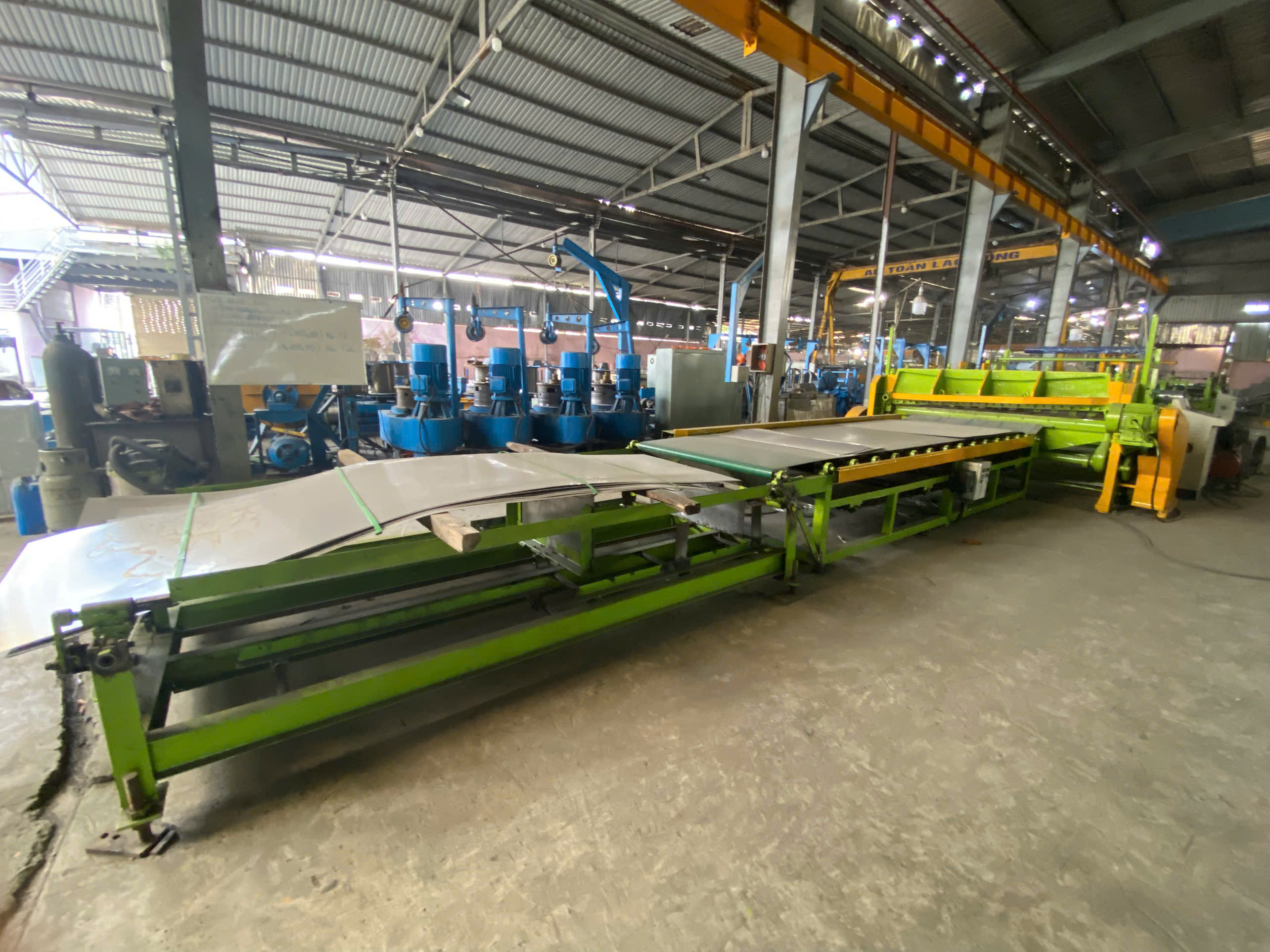 Stainless steel sheet production line.jpg